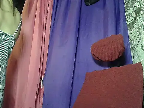 Snapshot of prettymomma24xx chatting on 07-06-26, 01:30 prettymomma24xx online show from 07-06-26, 01:30
