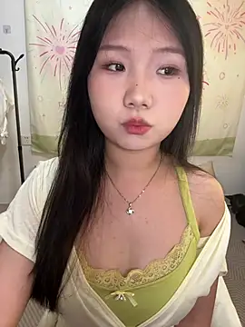 xiaoguai99 online show from 08-02-26, 07:18