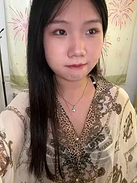 xiaoguai99 online show from 08-04-26, 06:49