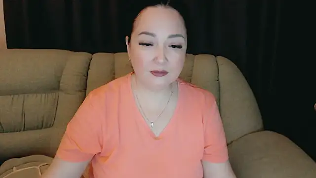 Snapshot of infinity_loveliness chatting on 11-25-25, 07:52 infinity loveliness online show from 11-25-25, 07:52