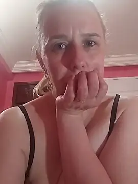 Adinashow12 online show from 03-31-26, 10:43