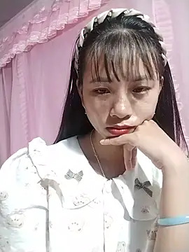 Snapshot of Wily-06 chatting on 06-19-26, 05:45 Wily-06 online show from 06-19-26, 05:45