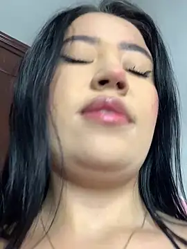 DulcePiink online show from 02-15-26, 07:43