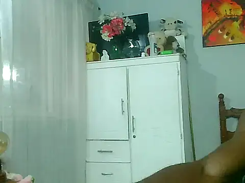 Snapshot of fetichefantasi24cm chatting on 01-10-26, 05:37 fetichefantasi24cm online show from 01-10-26, 05:37