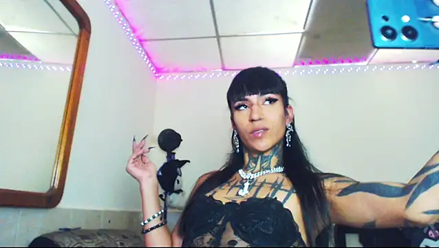 Snapshot of jazmin_wolf chatting on 07-01-26, 05:45 jazmin wolf online show from 07-01-26, 05:45