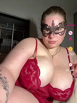 Snapshot of cherrylust12 chatting on 06-12-26, 11:14 cherrylust12 online show from 06-12-26, 11:14