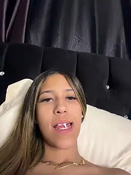 vicky bass  online show from 04-09-26, 01:27