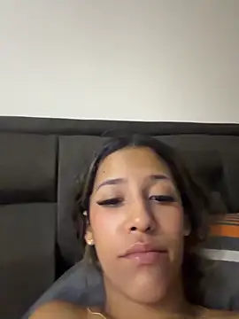 vicky bass  online show from 05-19-26, 01:11