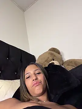 vicky bass  online show from 06-02-26, 02:02