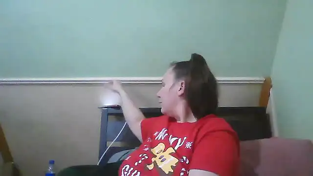 Snapshot of DallaStone chatting on 12-28-24, 03:59 DallaStone online show from 12-28-24, 03:59