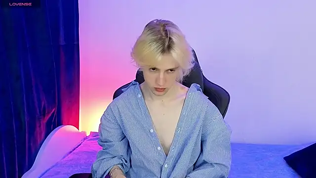 lucidangelok1 online show from 04-09-26, 08:31