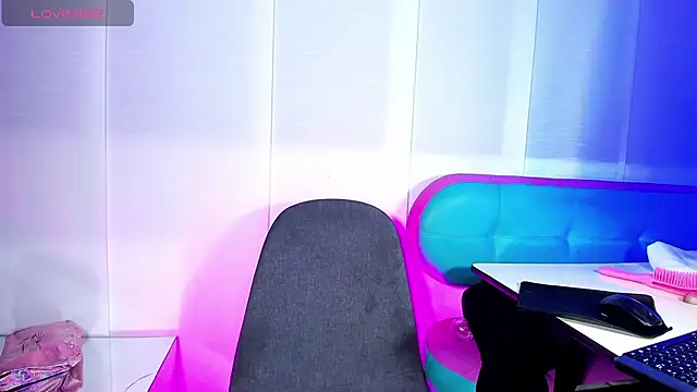 Sue blue online show from 03-12-26, 02:07