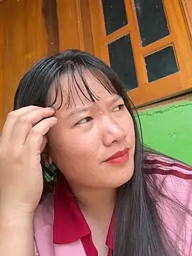 Suni-ii online show from 05-18-26, 05:02