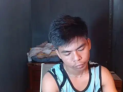 Snapshot of pinoymonstercock_xx chatting on 05-18-26, 07:36 pinoymonstercock xx online show from 05-18-26, 07:36
