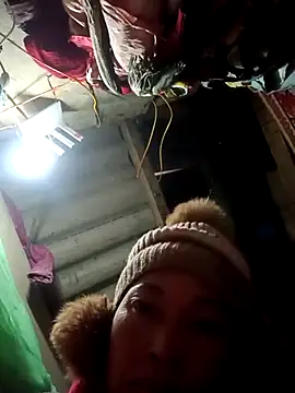 Snapshot of Sing2k chatting on 01-14-26, 04:07 Sing2k online show from 01-14-26, 04:07