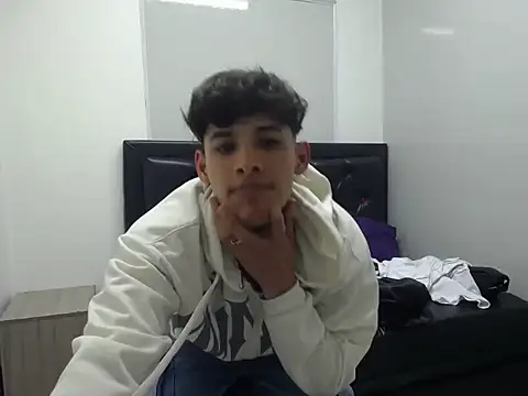 MaxStar26 online show from 01-08-26, 01:52