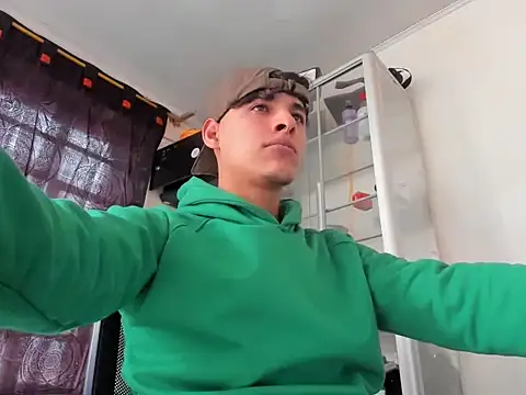 MaxStar26 online show from 01-08-26, 01:57