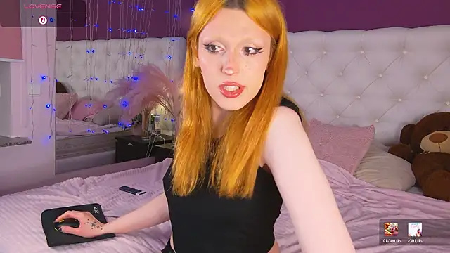 LunaBl1ss online show from 03-28-26, 03:22