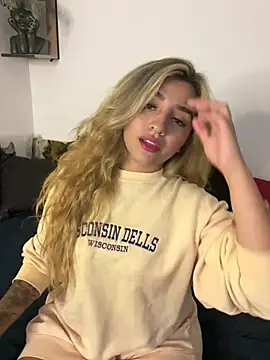 Snapshot of Felicity_Hops chatting on 01-14-26, 11:31 Felicity Hops online show from 01-14-26, 11:31