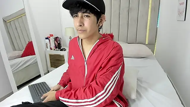 julian xx online show from 01-18-26, 07:17