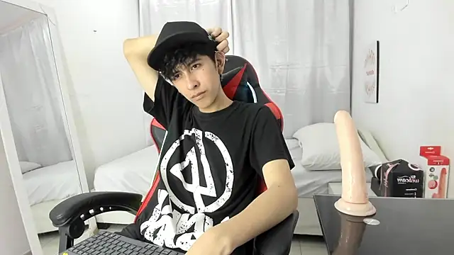 julian xx online show from 03-16-26, 08:13