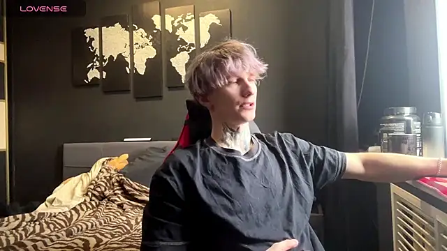 Snapshot of Mastur_Bister chatting on 01-13-26, 11:26 Mastur Bister online show from 01-13-26, 11:26