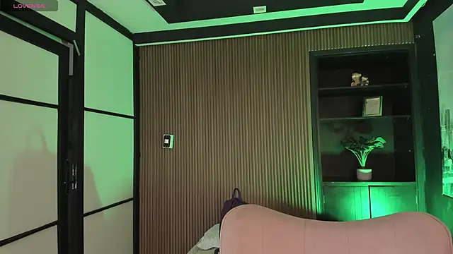 ThaliaBrookss  online show from 02-11-26, 05:23