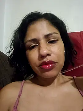 Lyra XOX online show from 01-08-26, 09:39