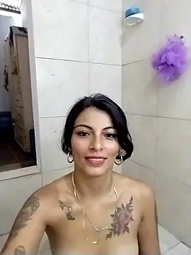 Snapshot of andrea_rose69 chatting on 01-10-26, 12:51 andrea rose69 online show from 01-10-26, 12:51