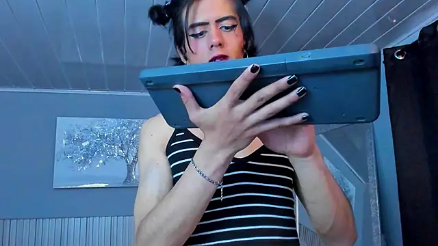 vicky fant4sy online show from 04-15-26, 07:58