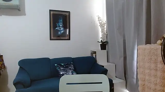 Almaglow  online show from 05-20-26, 06:14