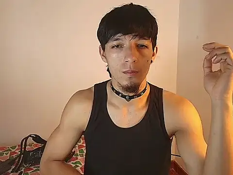 Snapshot of dark_rosse chatting on 01-08-26, 01:19 dark rosse online show from 01-08-26, 01:19