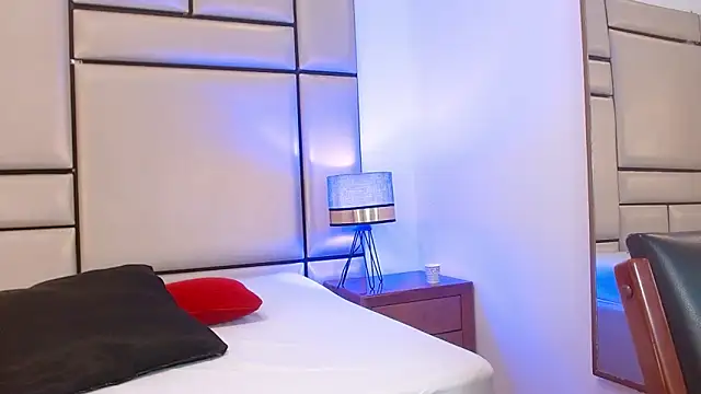 alejandra loppez online show from 02-04-26, 07:42