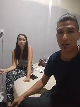 Rodrigohernan19 online show from 04-10-26, 02:39