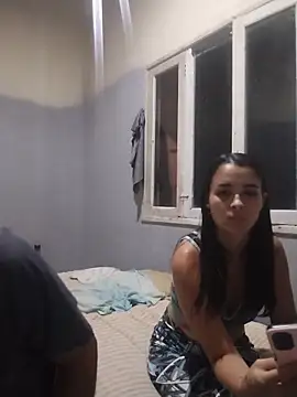 Rodrigohernan19 online show from 04-12-26, 02:38