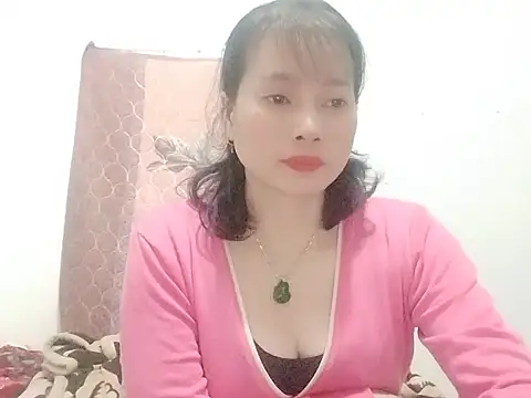 Snapshot of Sophie_sexy7 chatting on 02-05-26, 05:56 Sophie sexy7 online show from 02-05-26, 05:56