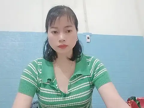 Snapshot of Sophie_sexy7 chatting on 02-17-26, 08:44 Sophie sexy7 online show from 02-17-26, 08:44