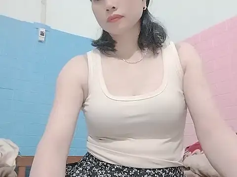 Snapshot of Sophie_sexy7 chatting on 02-18-26, 03:52 Sophie sexy7 online show from 02-18-26, 03:52