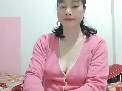 Snapshot of Sophie_sexy7 chatting on 02-23-26, 03:53 Sophie sexy7 online show from 02-23-26, 03:53