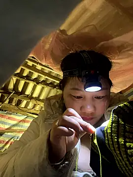 Snapshot of comteze12 chatting on 01-13-26, 04:34 comteze12 online show from 01-13-26, 04:34