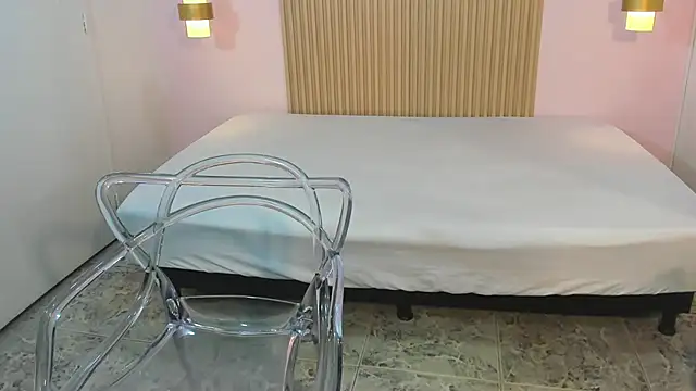 ZoeFox5 online show from 01-15-26, 02:43