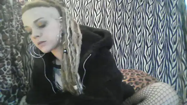 Snapshot of spiralhokkaido23 chatting on 01-12-26, 10:53 spiralhokkaido23 online show from 01-12-26, 10:53