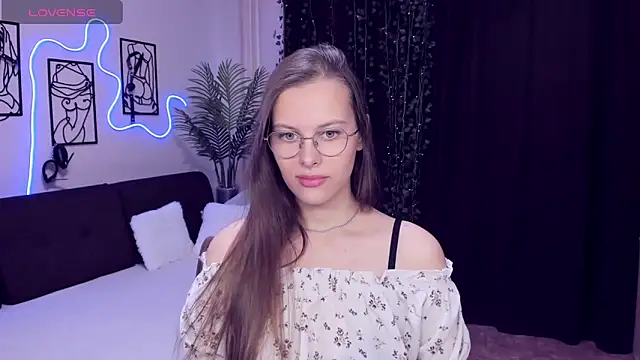 AyumiBlossom online show from 02-19-26, 11:50