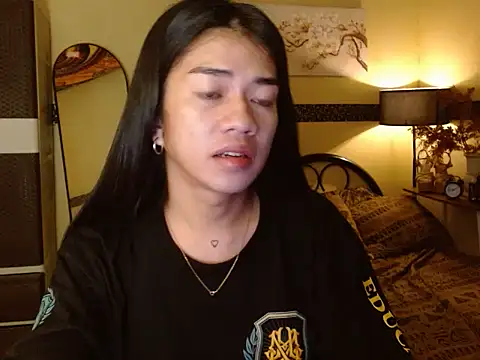 EnviousMaddie online show from 04-23-26, 05:48