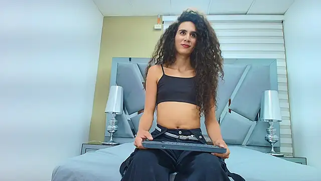 Atenea sexxx online show from 03-30-26, 04:02