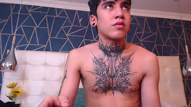 Snapshot of MarkOlsenn chatting on 01-09-26, 05:48 MarkOlsenn online show from 01-09-26, 05:48