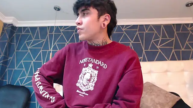 Snapshot of MarkOlsenn chatting on 01-13-26, 11:48 MarkOlsenn online show from 01-13-26, 11:48