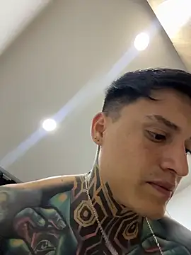 Snapshot of Chrissblack chatting on 02-22-26, 05:40 Chrissblack online show from 02-22-26, 05:40