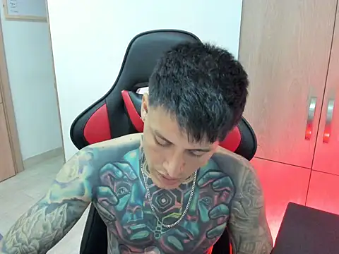 Snapshot of Chrissblack chatting on 02-28-26, 02:45 Chrissblack online show from 02-28-26, 02:45