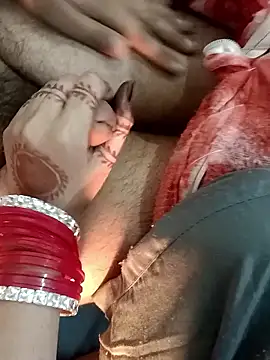 Snapshot of BESTY-10 chatting on 01-13-26, 06:02 BESTY-10 online show from 01-13-26, 06:02